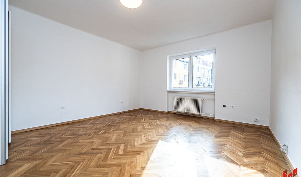 Pronájem bytu 2+kk 44 m², Praha – fotka 1 z 21