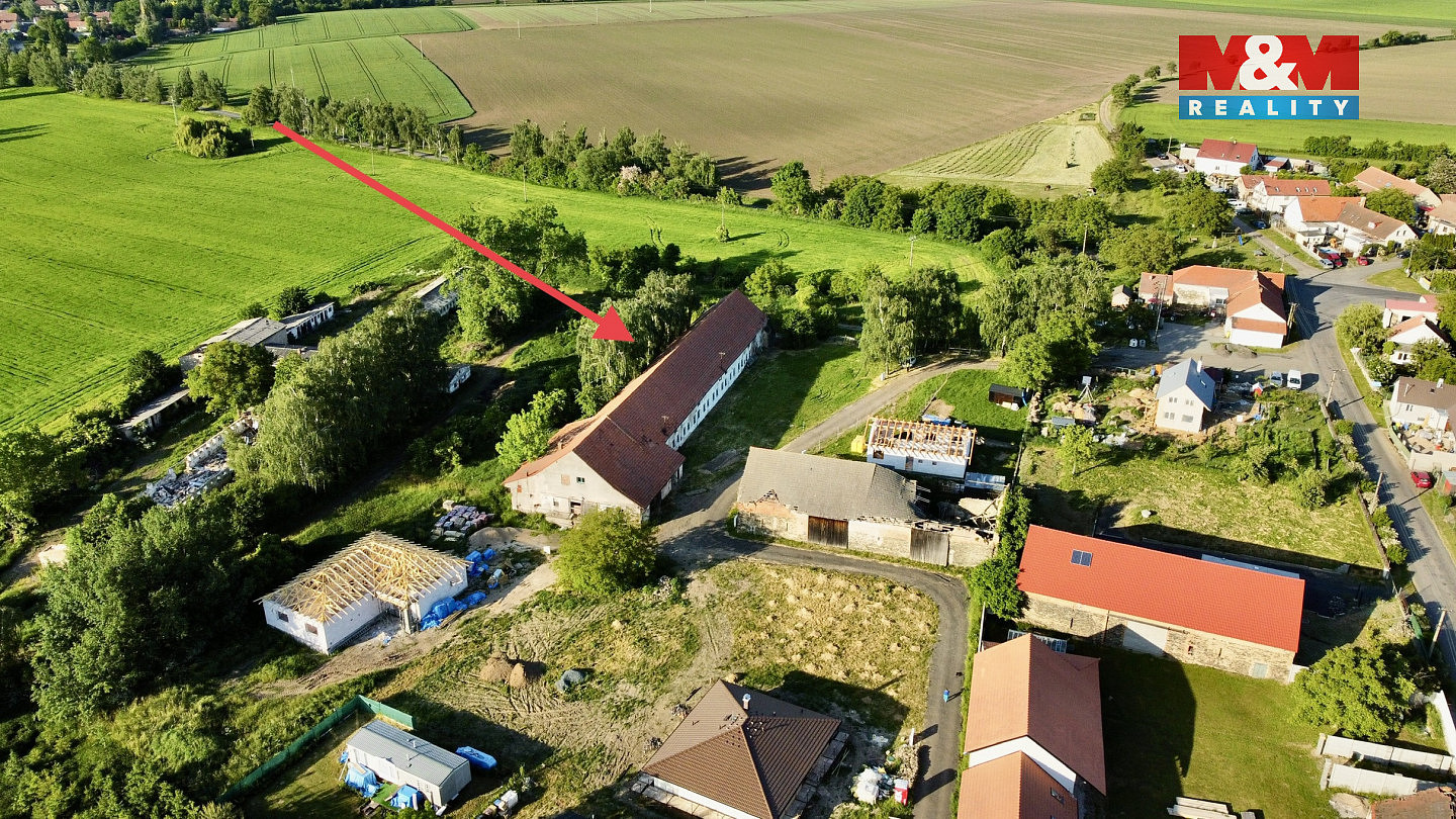 Prodej zemědělského objektu 1 700 m² — photo 4