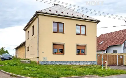 Prodej domu 212 m² s pozemkem 1 302 m², Lužec nad Cidlinou, okres Hradec Králové