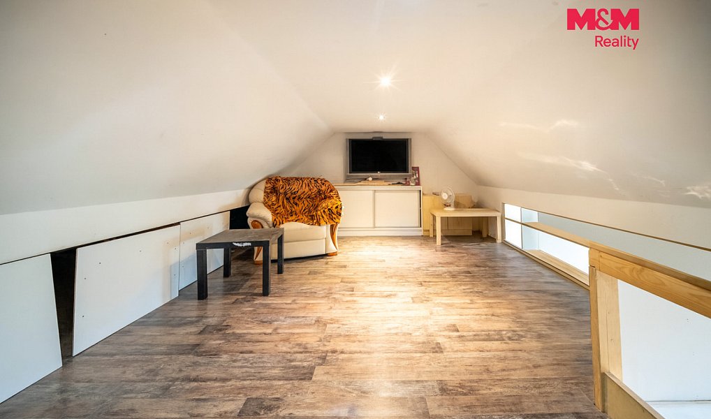 Prodej domu 203 m² s pozemkem 654 m², Hostivice – náhled fotky 24