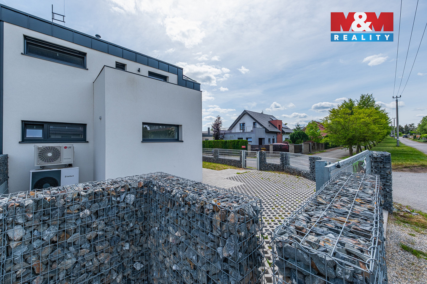 Prodej domu 135 m² s pozemkem 443 m² — photo 2