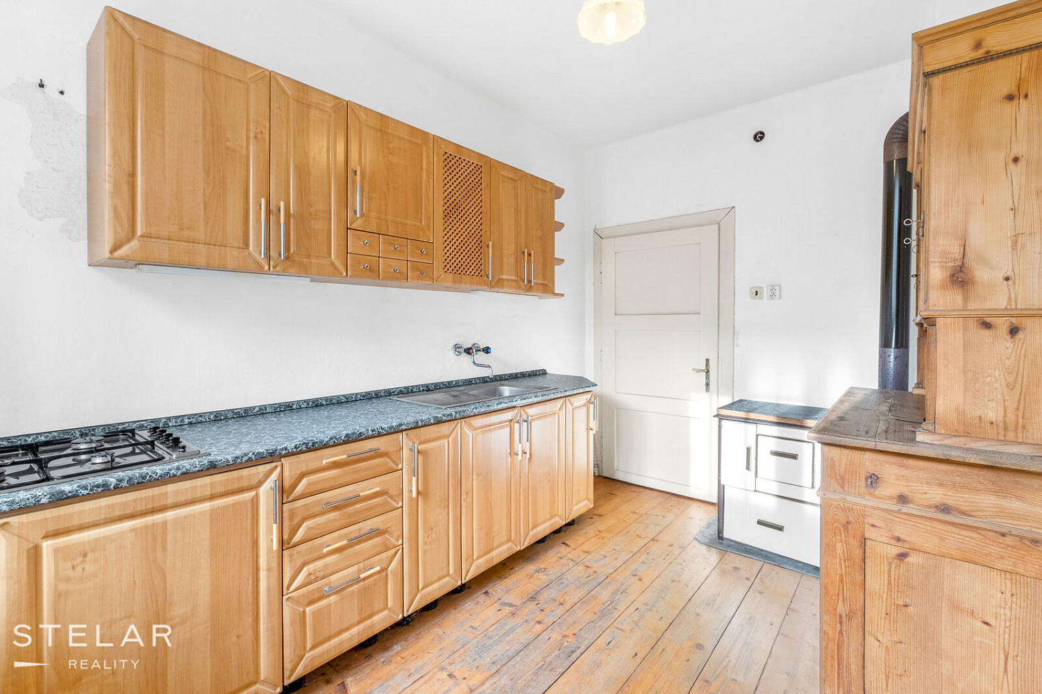Prodej domu 260 m² s pozemkem 1 352 m² – fotografie 5