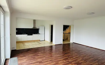 Pronájem domu 180 m² s pozemkem 288 m², Růžová, Jesenice - Osnice, okres Praha-západ