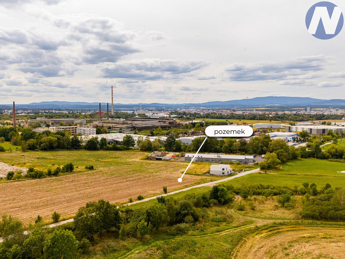 Prodej komerčního pozemku 1 700 m² – fotografie 2