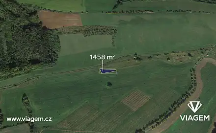 Prodej pole 1 458 m², Pnětluky, okres Louny