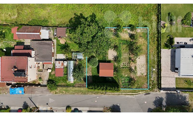 Prodej stavebního pozemku 604 m² — photo 3