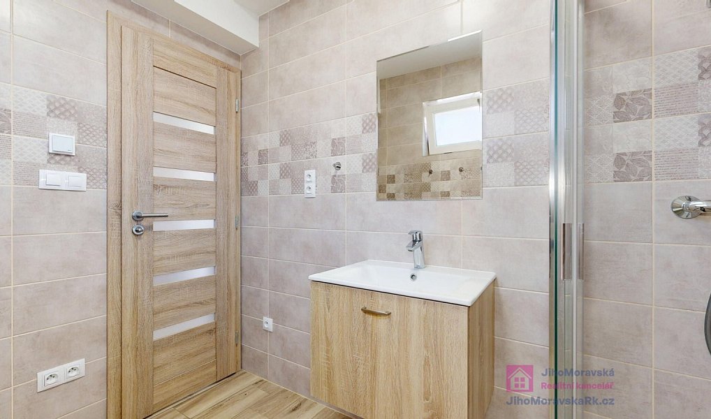 Prodej bytu 3+kk 141 m², Břeclav – náhled fotky 7