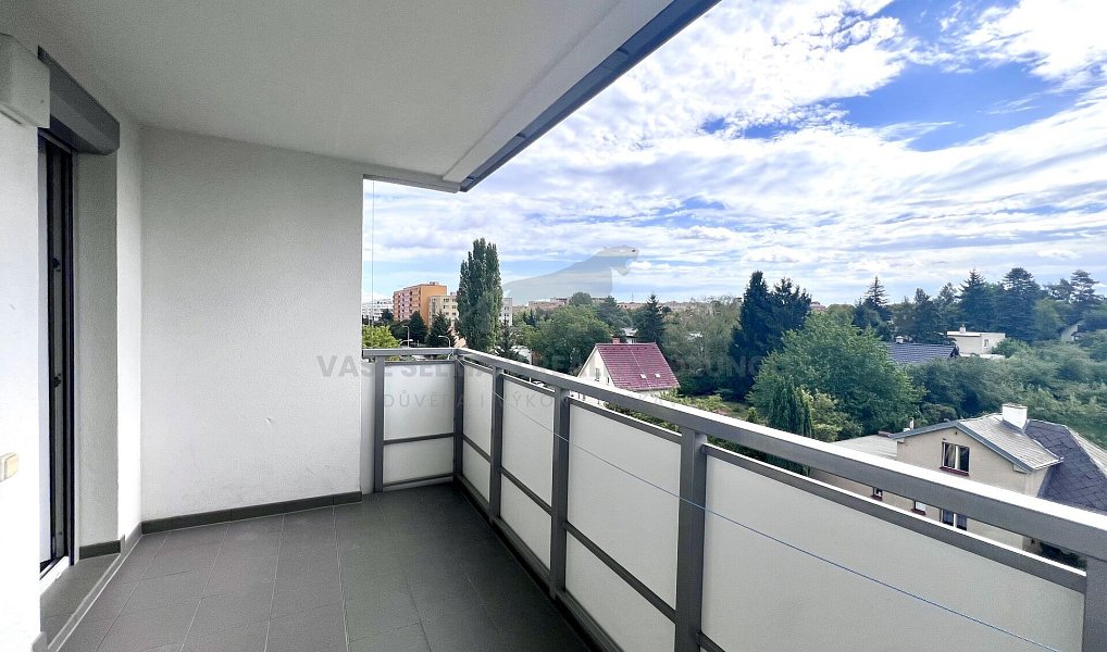 Pronájem bytu 3+1 75 m², Praha – náhled fotky 18
