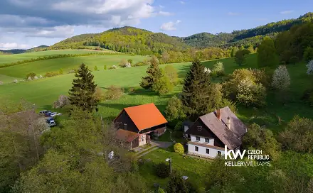 Prodej chaty/chalupy 185 m² s pozemkem 9 668 m², Dubá - Deštná, okres Česká Lípa