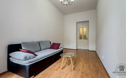 Pronájem bytu 2+1 53 m², Janáčkovo nábřeží, Praha 5 - Smíchov