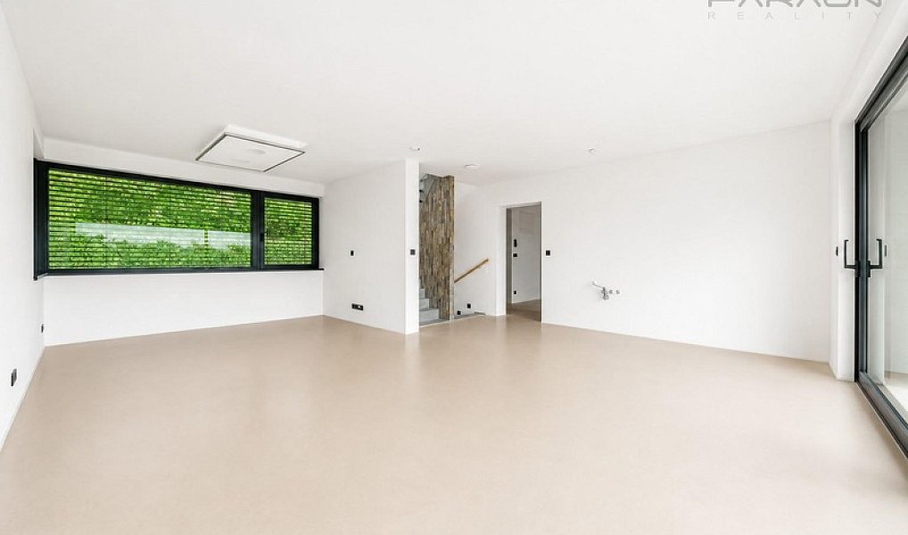 Prodej domu 305 m² s pozemkem 362 m², Praha – náhled fotky 17