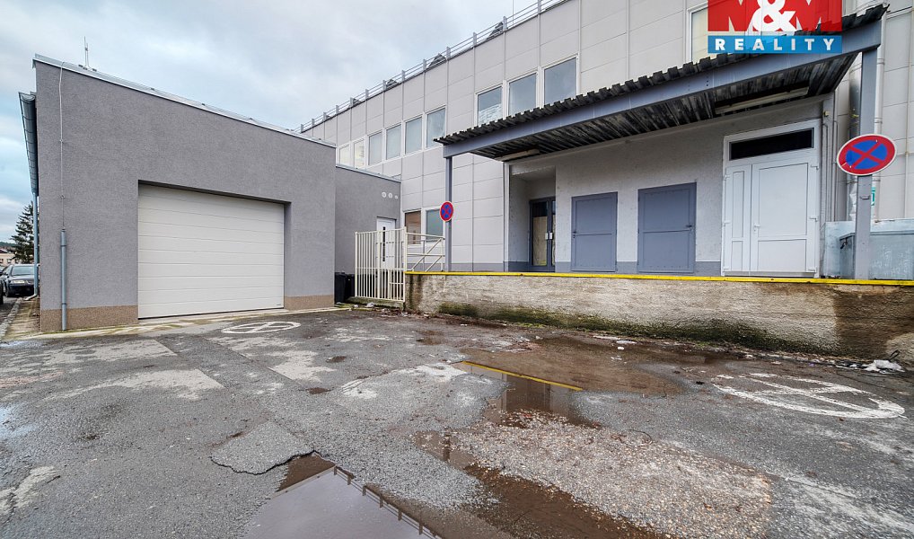 Pronájem obchodních prostor 86 m², Třemošná – náhled fotky 9