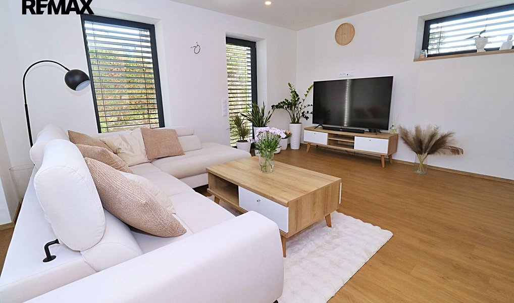 Prodej domu 131 m² s pozemkem 352 m², Holice – náhled fotky 4