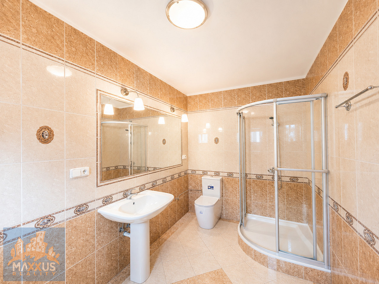 Pronájem bytu 1+kk 24 m² – fotografie 3