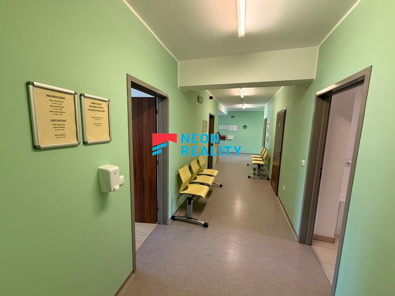 Pronájem komerčního objektu (jiného typu) 24 m² – fotografie 5