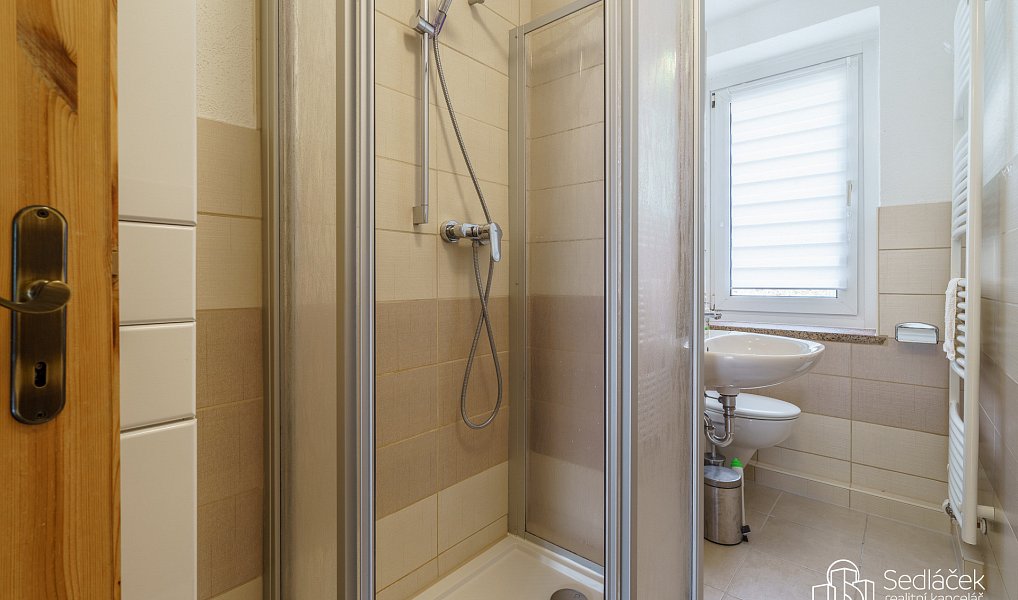 Prodej bytu 3+1 60 m², Boží Dar – náhled fotky 13