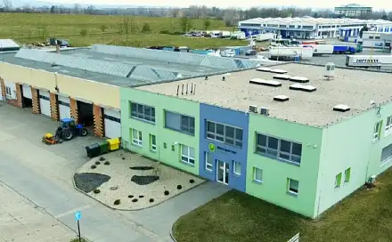 Pronájem výrobních prostor 2 574 m², Brněnská, Hodonín