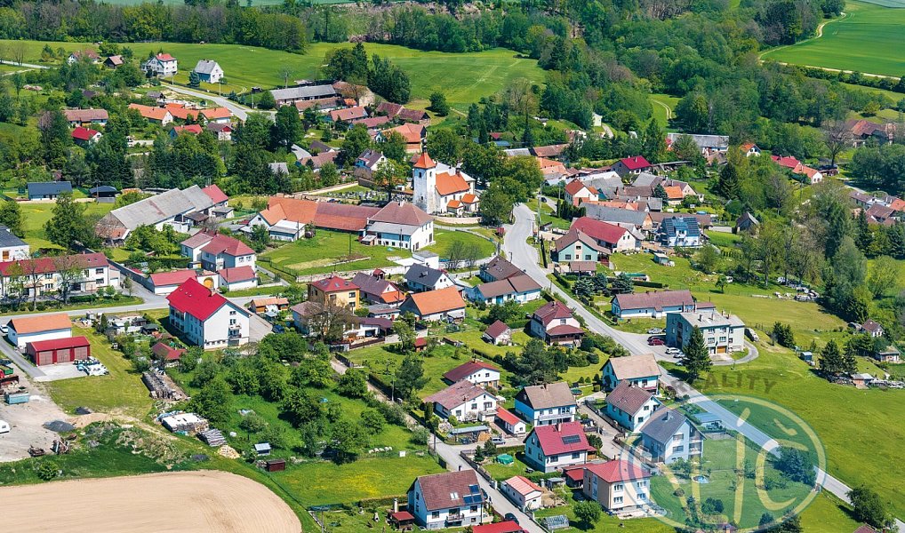 Prodej stavebního pozemku 1 360 m², Šebířov – náhled fotky 9