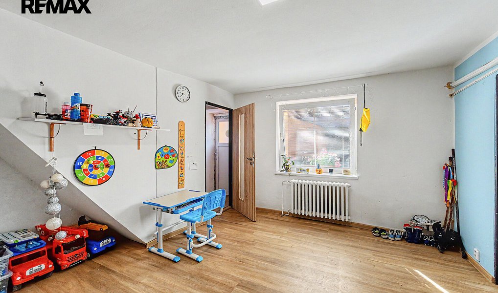 Prodej domu 222 m² s pozemkem 1 257 m², Kly – náhled fotky 3