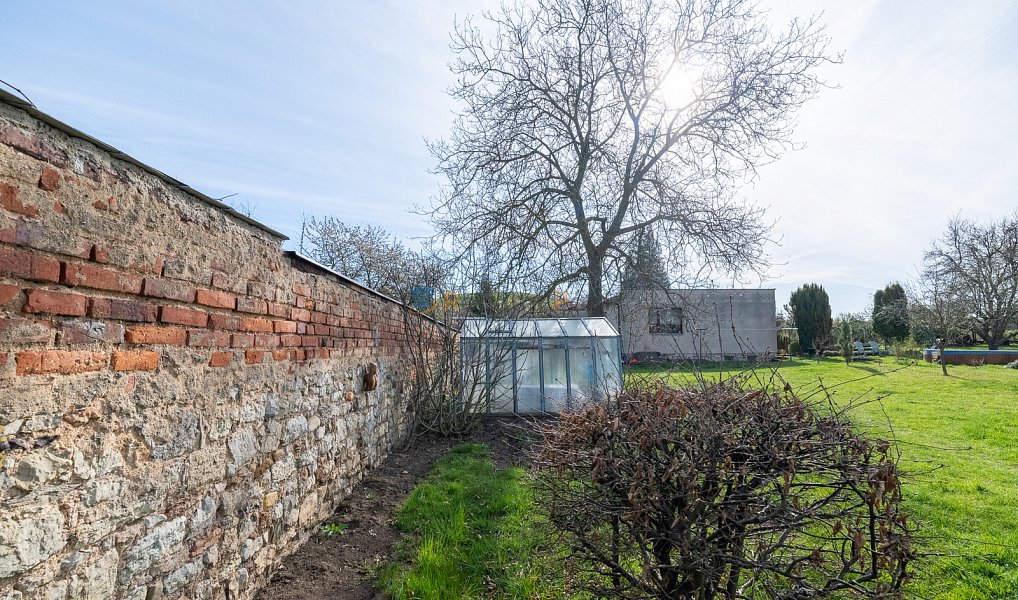 Prodej stavebního pozemku 1 140 m², Ořech – náhled fotky 7