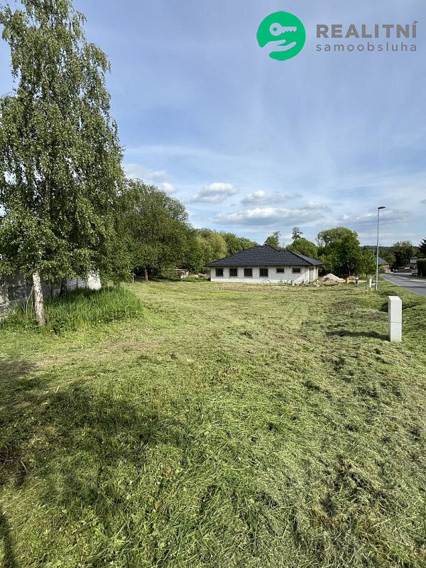 Prodej stavebního pozemku 1 322 m² – fotografie 4