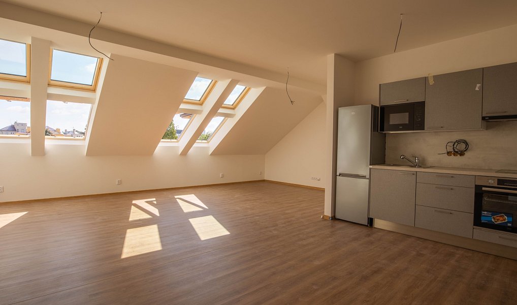 Pronájem kanceláře 63 m², Říčany – náhled fotky 3