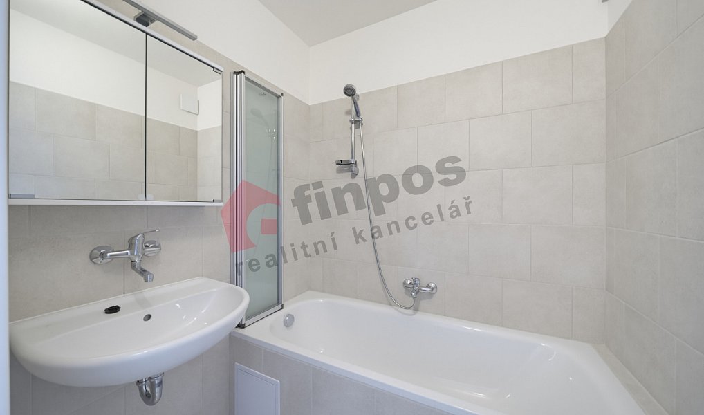 Prodej domu 268 m² s pozemkem 224 m², Praha – náhled fotky 24