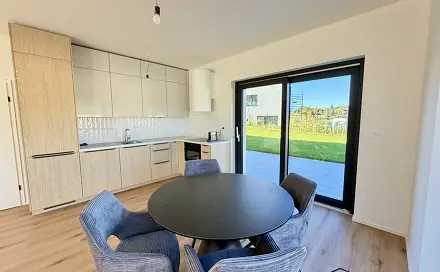 Prodej bytu 5+kk 132 m², Pod Vinicí, Chrustenice, okres Beroun