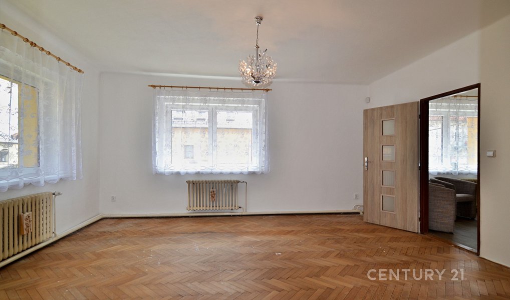 Prodej domu 215 m² s pozemkem 892 m², Hostivice – náhled fotky 12