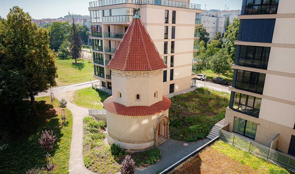 Pronájem bytu 4+kk 120 m², Praha – náhled fotky 17