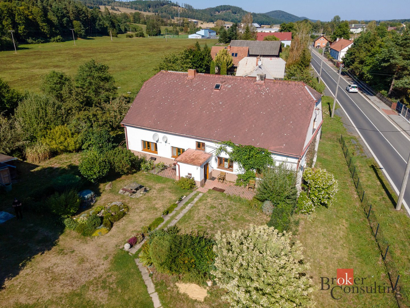 Prodej domu 260 m² s pozemkem 3 000 m²