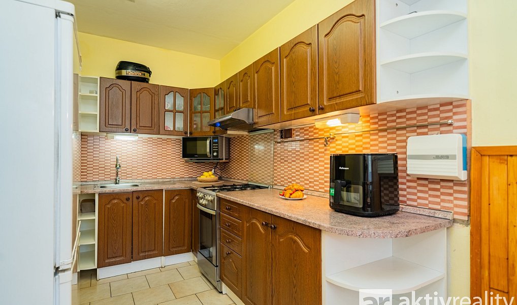 Prodej bytu 3+1 75 m², Praha – náhled fotky 3