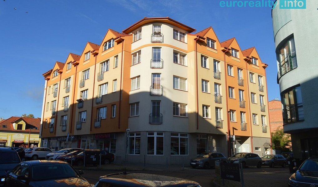 Pronájem bytu 2+kk 59 m², Kladno – fotka 1 z 12