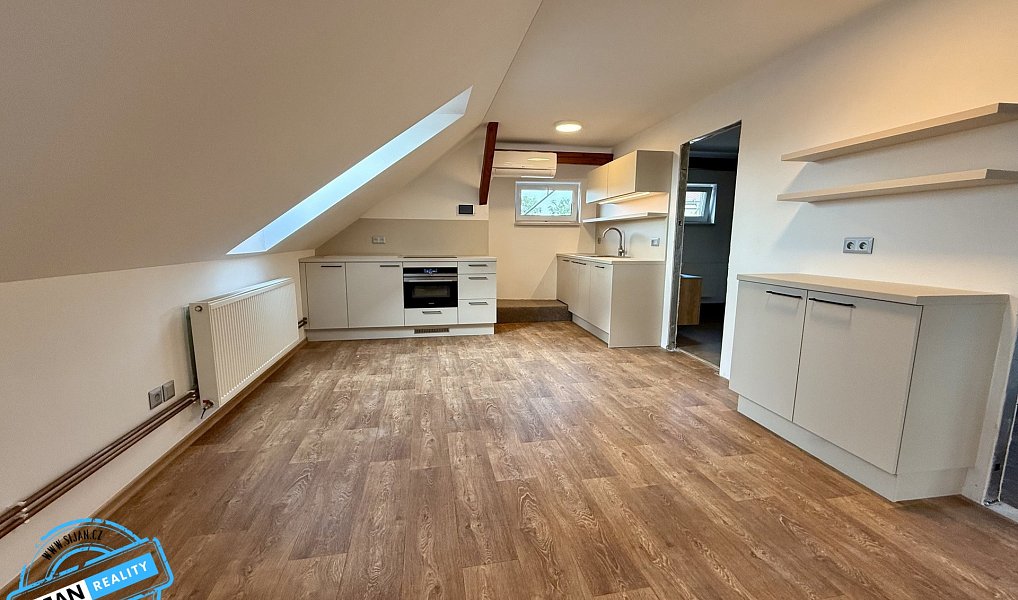Pronájem bytu 2+kk 105 m², Opava – náhled fotky 7