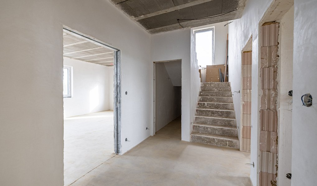 Prodej domu 166 m² s pozemkem 1 012 m², Lužná – náhled fotky 13