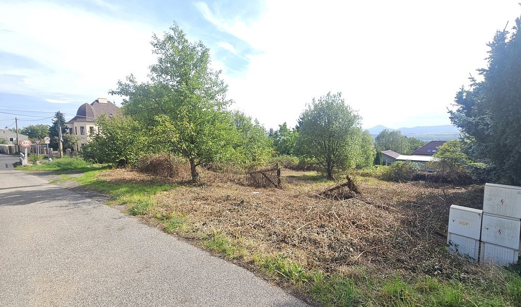 Prodej stavebního pozemku 873 m², Krupka – fotka 1 z 8