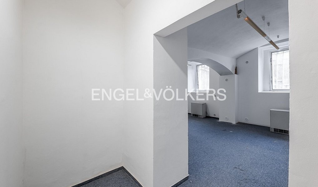 Pronájem kanceláře 42 m², Praha – náhled fotky 4