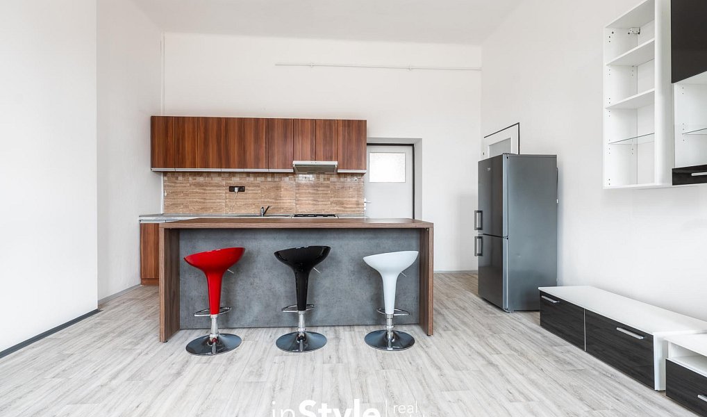 Pronájem bytu 3+kk 67 m², Uherské Hradiště – náhled fotky 2